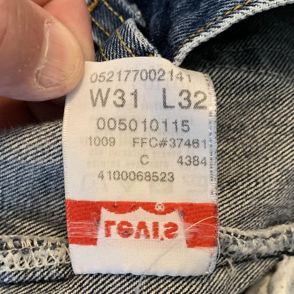 Levi's 501 Shorts Mens 31 Blue Denim Cutoff Frayed Button Fly‎ High Rise Cheeky